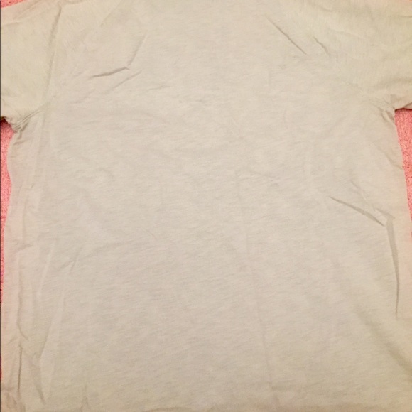 Light green shirt - Picture 3 of 4